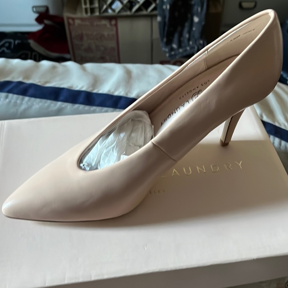 Chinese laundry nude/dusty rose mule sz 8.5 brand new